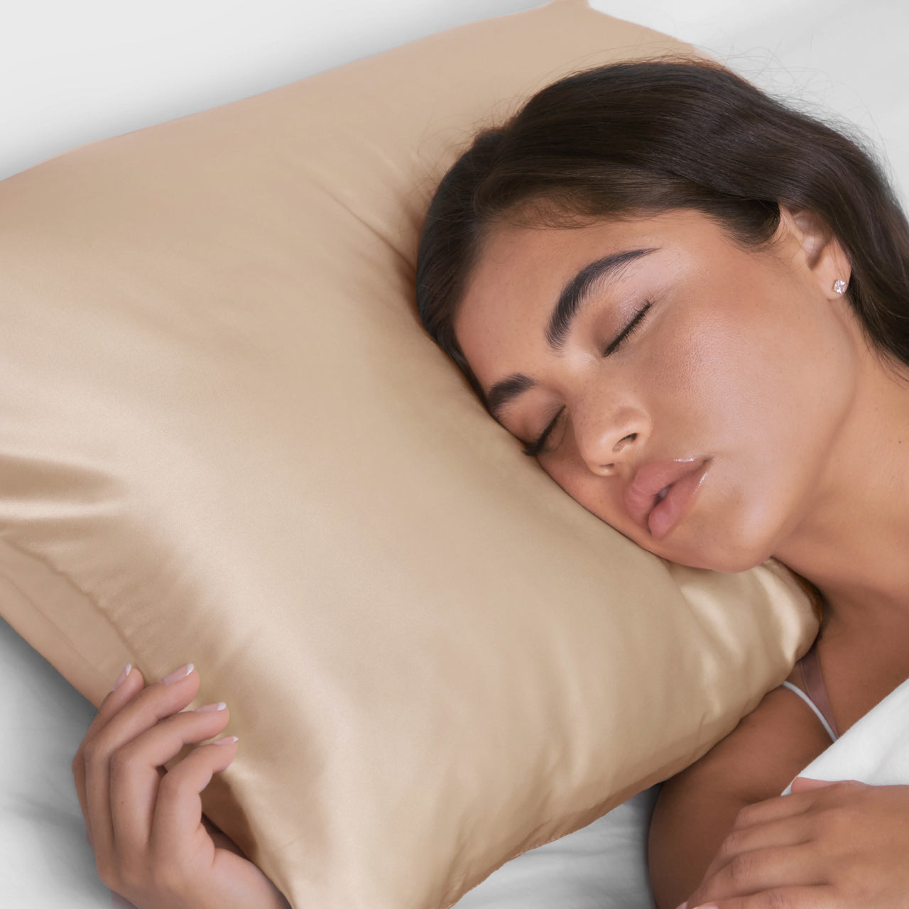 Satin Pillowcase in Champagne